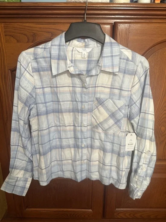 Just A Small Town Girl Upcycled crop flannel tee - Picture 4 of 8